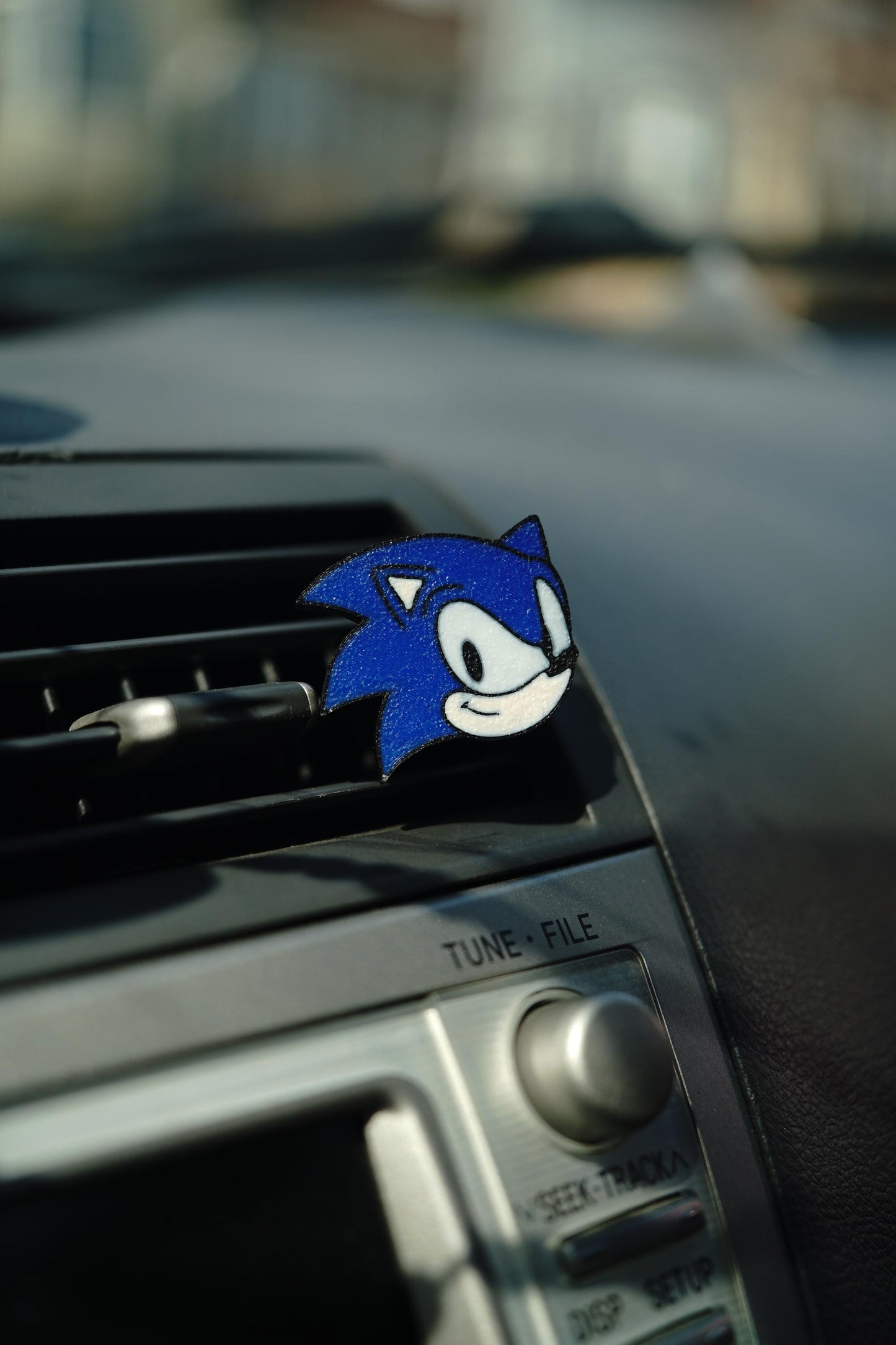 Sonic The Hedgehog Car Vent Clip: Retro Gaming Decor